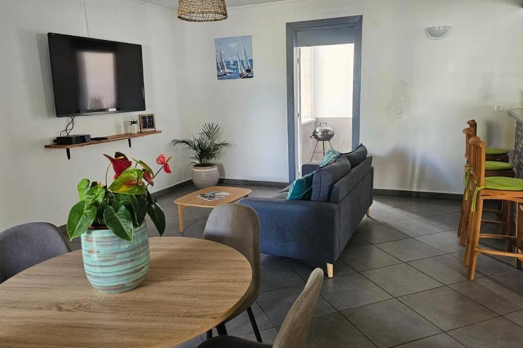 Au Coin Du Phare Appartement Goyave Buitenkant foto
